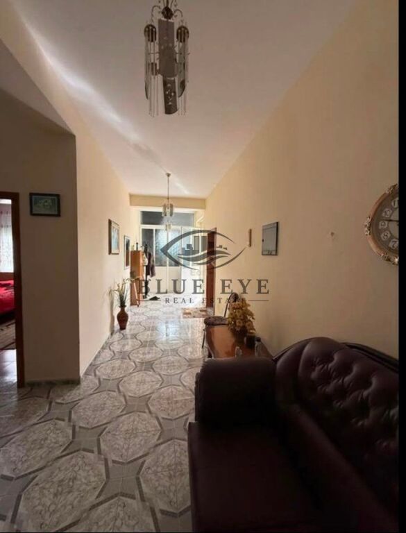 Villa for Sale 3+1, 3 Floors + garage and workspace, Durres Hospital