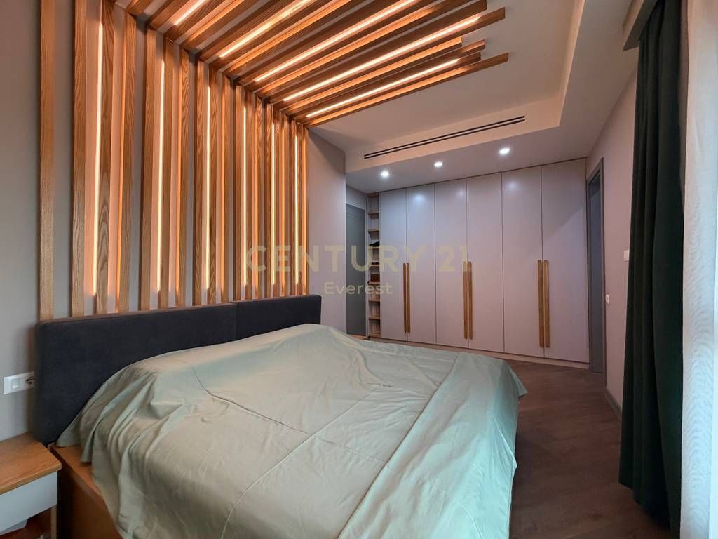 SQUARE 21, SELLING APARTMENT 2+1+2 390,000 €