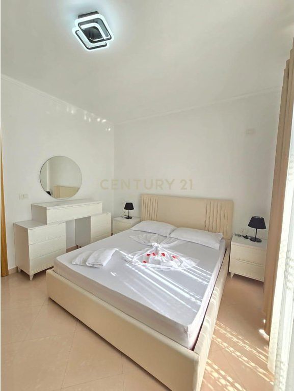 Japim apartament 2+1+2 tek 5 maji!!!