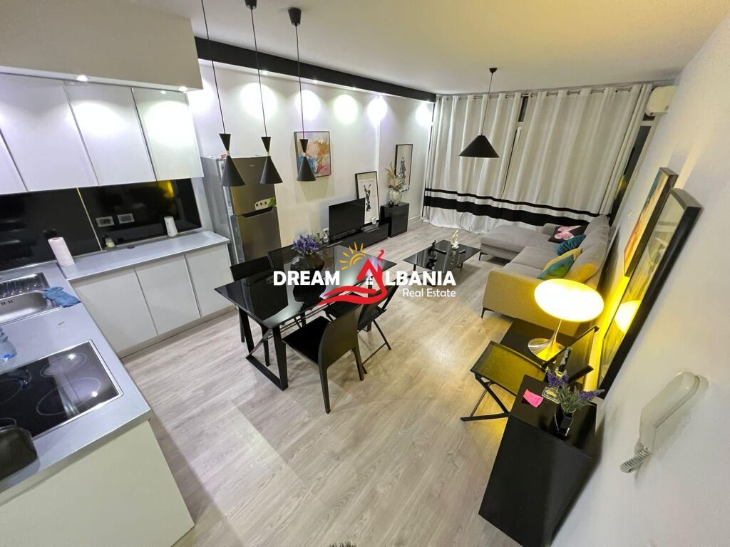 Apartament 1+1 me Qera – 21 Dhjetori (kompleksi kontakt)në Tiranë (ID 42111605)