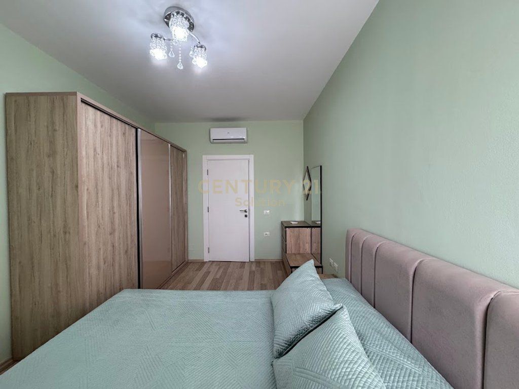 APARTAMENT 1+1 PER QIRA PRANE TOPTANIT!