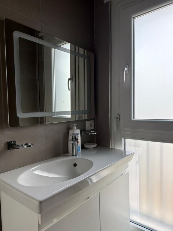Apartament 2+1 me qira prane Selvise!
