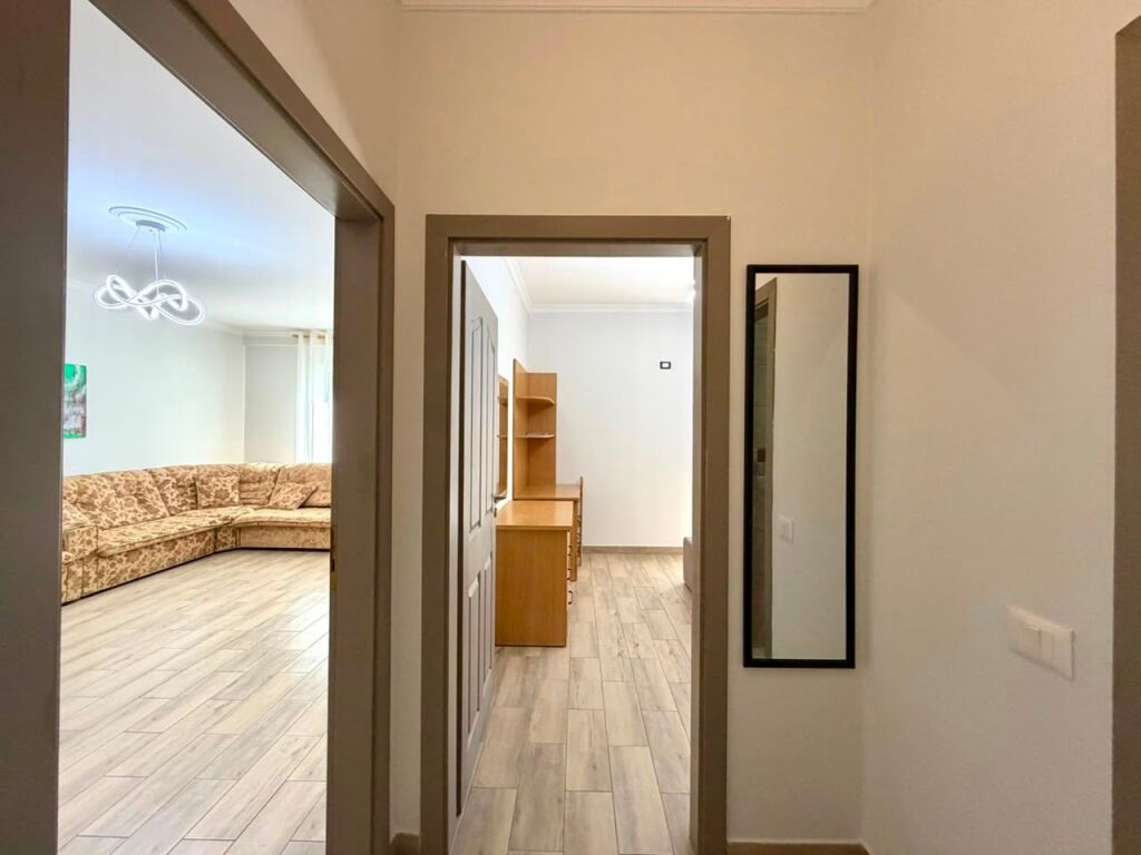 In Affitto: Appartamento 1+1 &amp; Balcone 📍Via Dibra - QSUT || Appartamento Gigante 72m² (55.000 Lek/Mese) Fronte Strada