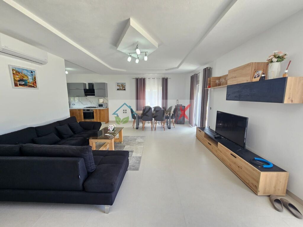 🏡 SUPER LUXURY VILLA FOR RENT – SHËNAVLASH, DURRËS