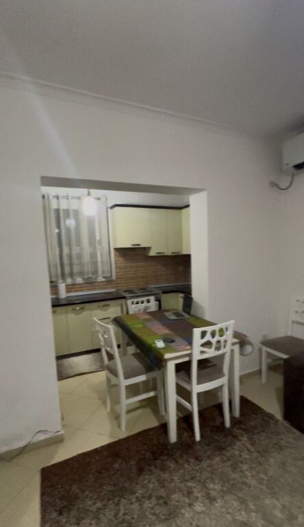 For rent 1+1 Isuf Elezi street Arkos school