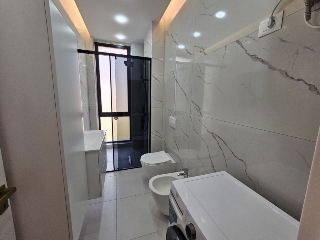 Apartament 1+1 per qira tek Bulevardi i Ri!