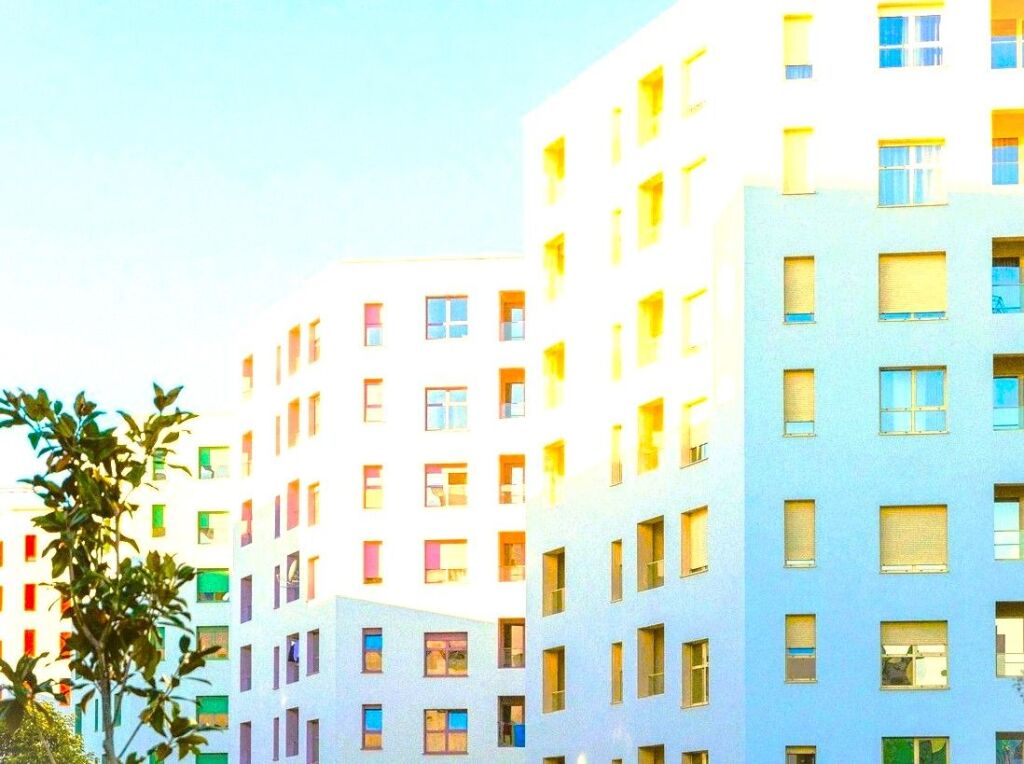 **Shitet apartament 1+1 në Rezidencën Kaimi, Ali Demi**
