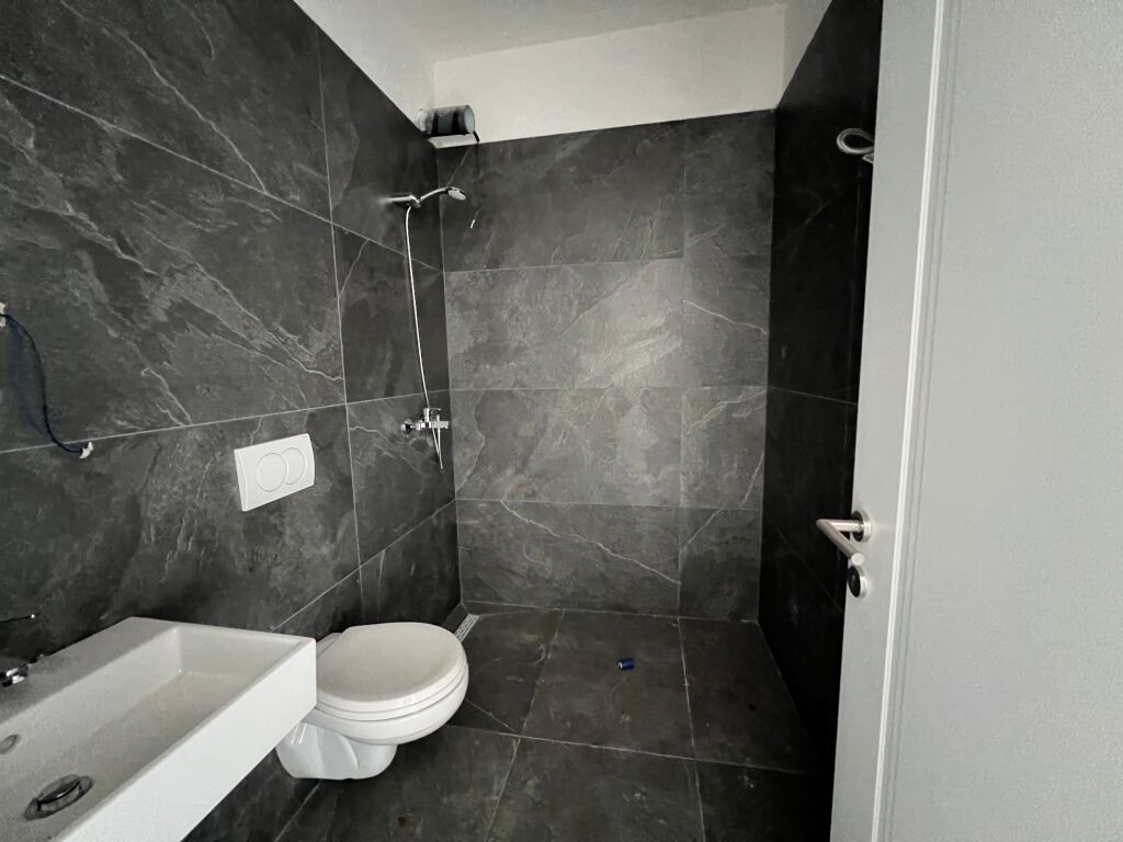 Qera, Apartament 2+1+2 Bulevardi i Ri