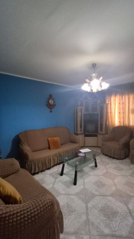 Apartament për shitje – Lagjja 18