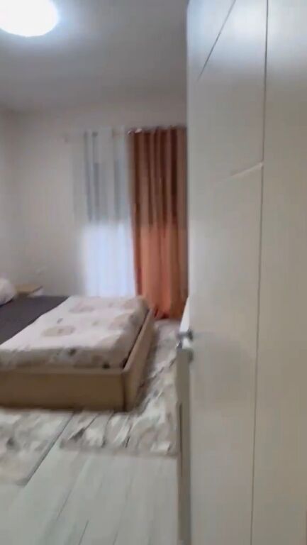 Astir, affittasi appartamento 1+1+Parcheggio. 50.000 Leke