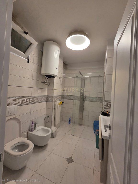 EKSKLUZIVE APARTAMENT/DUPLEX PER SHITJE TEK GJYKATA, DURRES !