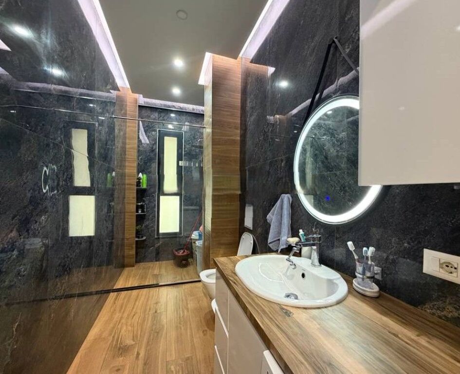 SQUARE 21, SELLING APARTMENT 2+1+2, KAVAJES STREET