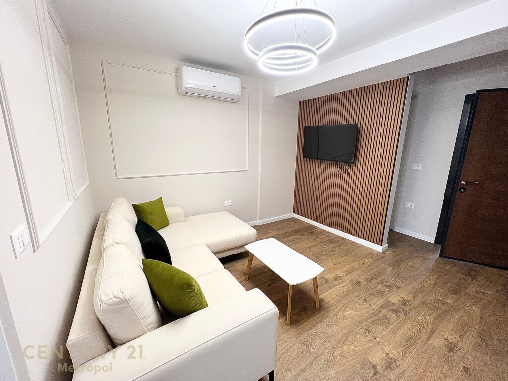 BLLOK, NEAR WILSON SQUARE, 1+1 FOR RENT !