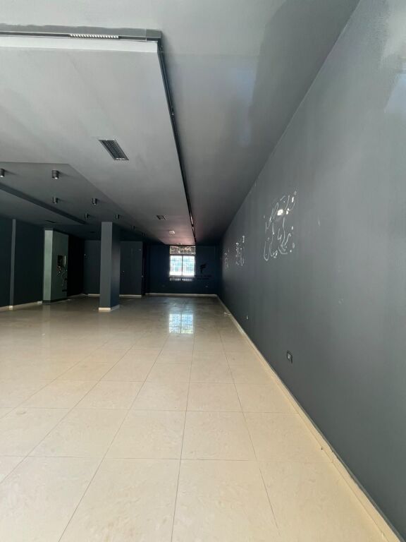 DYQAN ME QERA 100M2 STADIUMI DINAMO 200.000 LEKE FH-79044