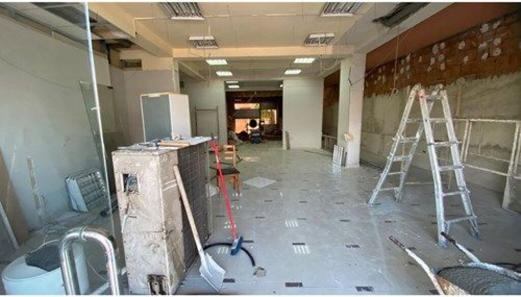 Commercial space for rent at Selita Roundabout!
