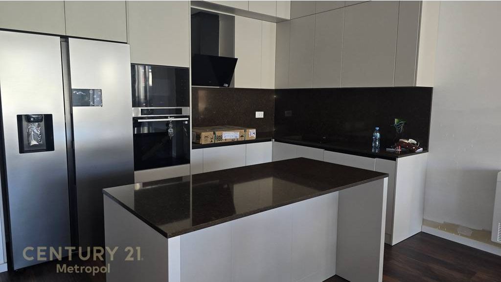 Villa moderna in affitto vicino al Lago Secco – 4.000 €/mese