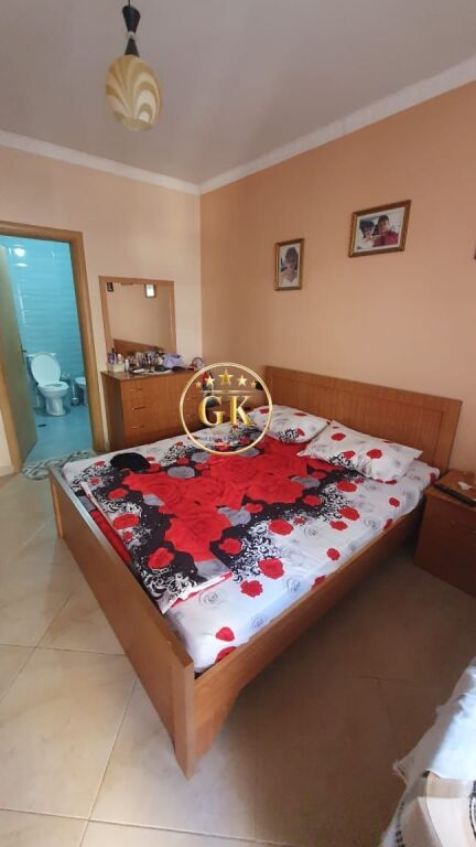 🏡 SHITET APATRAMENT 2+1+2 PLAZH DURRES