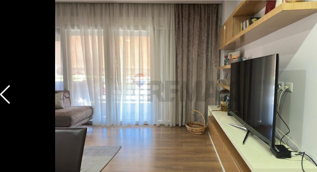 Apartament per shitje 3+1+2 ne Laprake