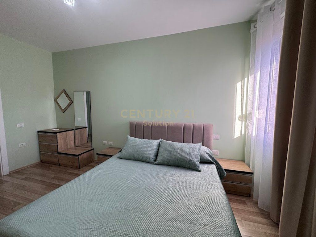 APARTAMENT 1+1 PER QIRA PRANE TOPTANIT!