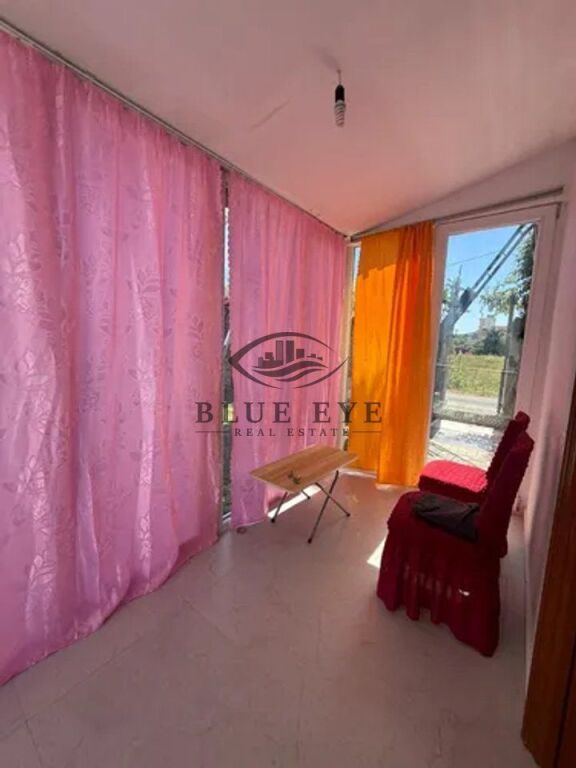 House 1+1 For Rent in the hospital area of Durrës