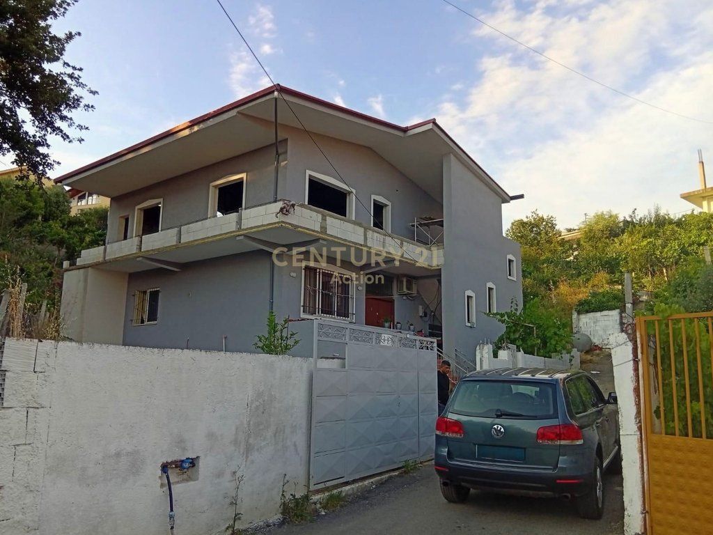 🏡 SHESIM SHTËPI 3-KATËSHE NË SHKOZË, TIRANË