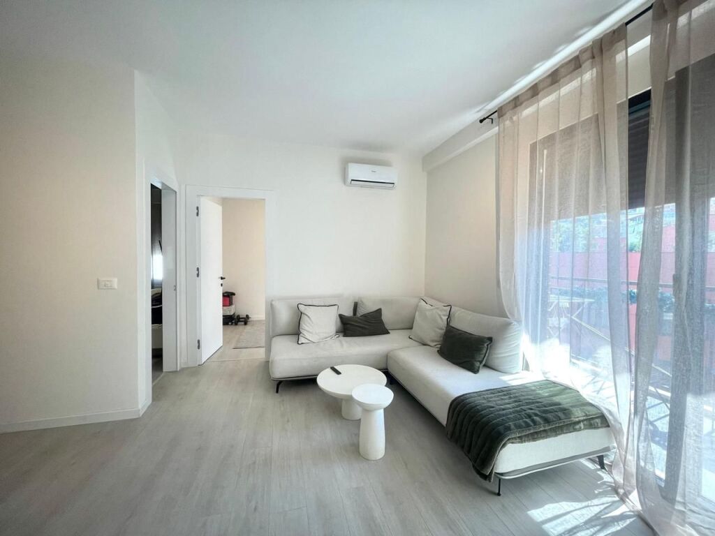 APARTAMENT ME QIRA TE KODRA E DIELLIT