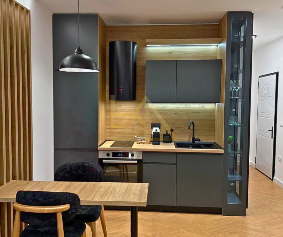 Shitet Apartament 1+1 – Kopshti Zoologjik, Tiranë