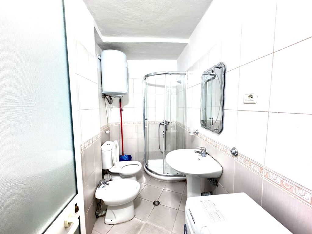 Apartment 1+1 for rent at Wilson Square!