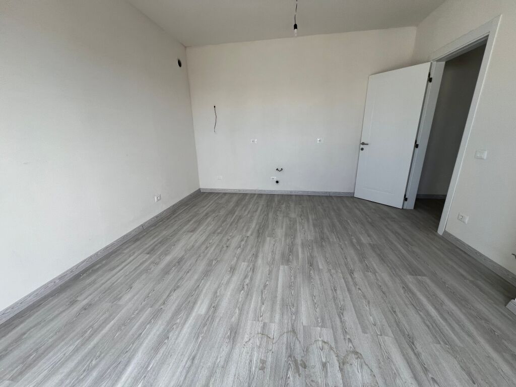 Qera, Apartament 2+1+2 Bulevardi i Ri