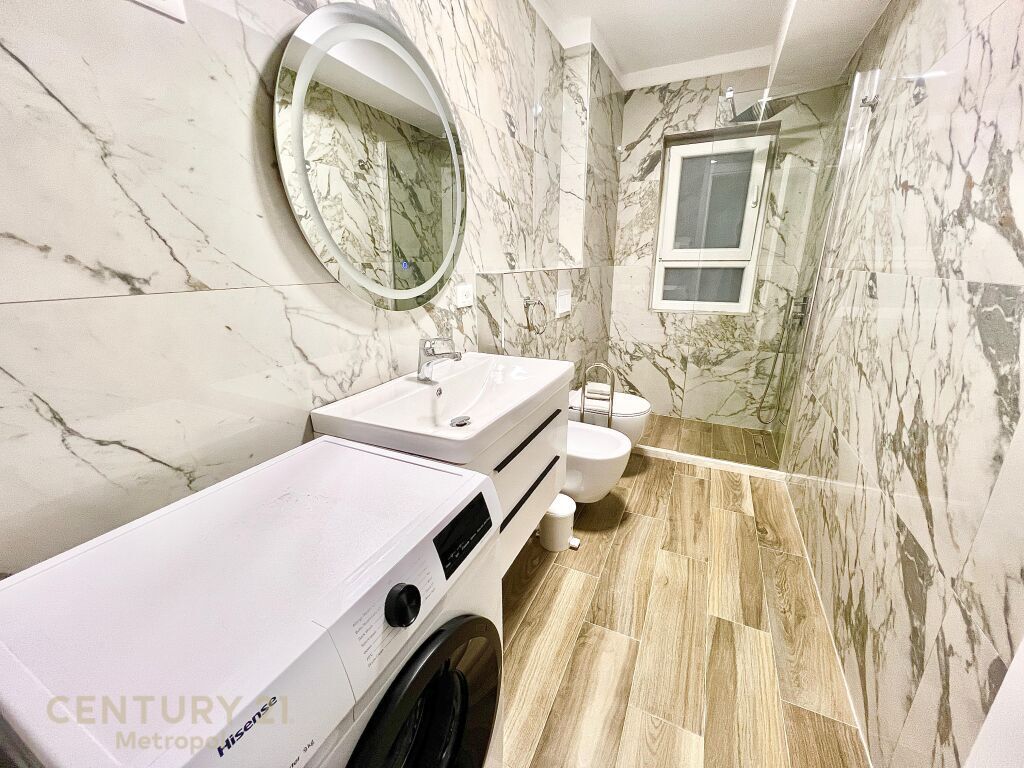 BLLOK, NEAR WILSON SQUARE, 1+1 FOR RENT !