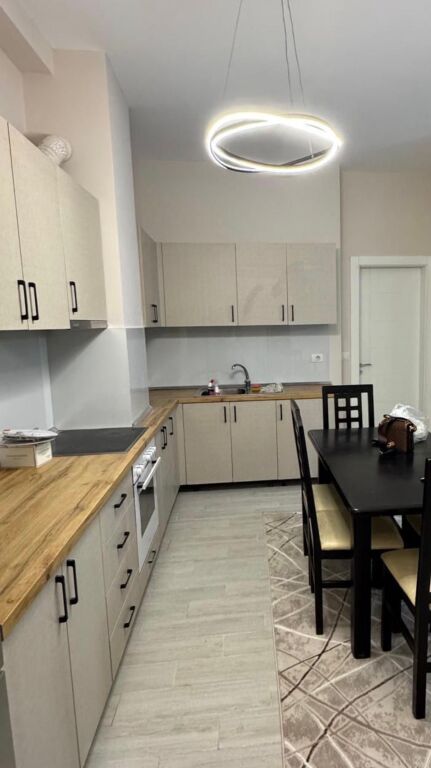 Appartamento in affitto 1+1+parcheggio Astir