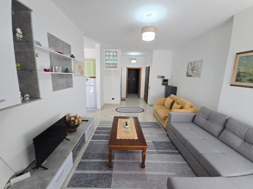JEPET ME QERA SUPER APARTAMENT 1+1 NE PLAZH DURRES