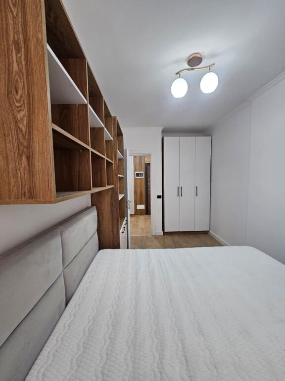 SHITET APARTAMENT 1+1 NË ASTIR 121 milion