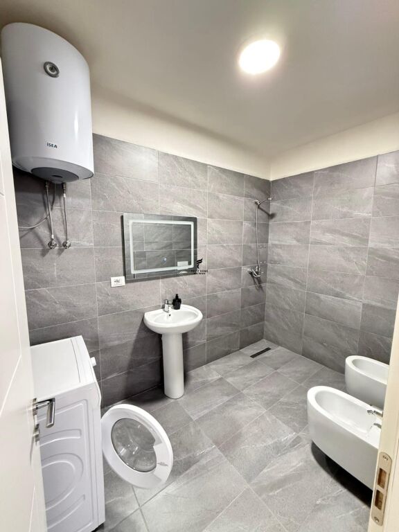 APARTAMENT ME QERA 1+1 ASTIR 45.000 LEKE FH-79117
