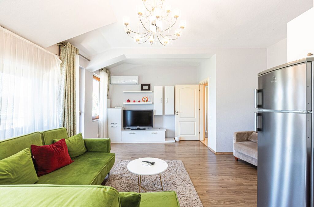 🌇 Me Qira: Apartament Fantastik ✨️ 2+1+2Wc &amp; 2 Parkime 700€/Muaj (Liqeni Artificial - Shkolla Willson) Pamje Panoramike nga Liqeni 🏞️