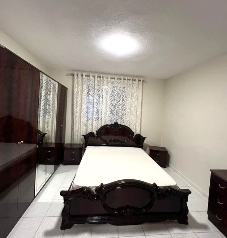 Appartamento 2+1 in affitto, 50000 leke al mese, via Kongresi i Manastirit (ospedale Madre Teresa)