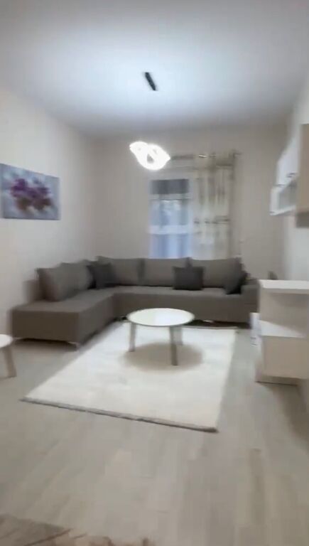Appartamento in affitto 1+1+parcheggio Astir