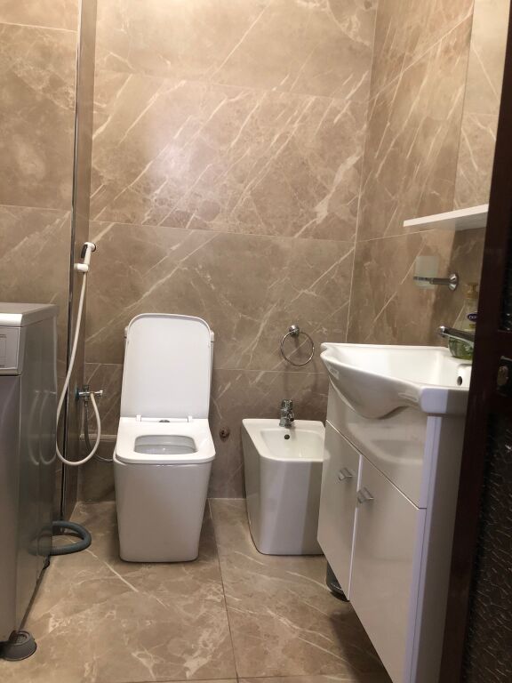 Appartamento in AFFITTO vicino al Complesso Halili Center