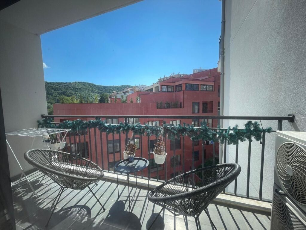 Apartment 2+1+parking space for rent Kodra e Diellit