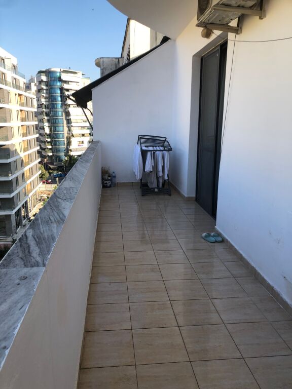 Appartamento in AFFITTO vicino al Complesso Halili Center