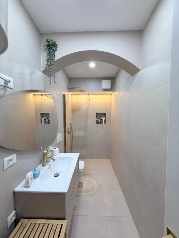 APARTAMENT 2+1 PER SHITJE TEK KINEMA AGIMI