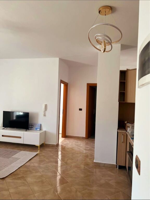 Apartment 1+1 for Rent near Kristal Center, Komuna e Parisit 60,000 Lekë/month