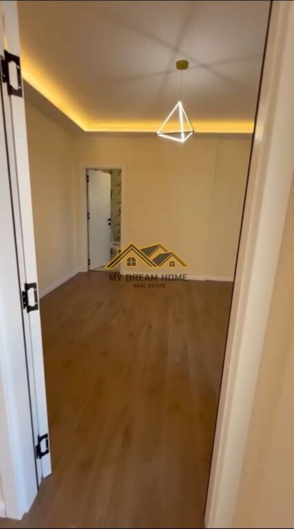 SHITET APARTAMENT 2+1+2 TEK LAGJIA 6 DURRES !!!