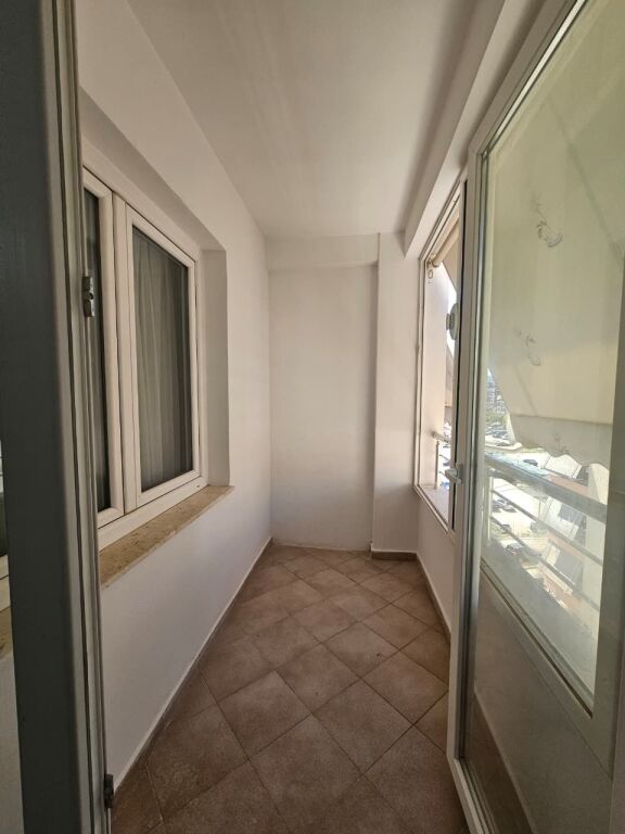 SHITET APARTAMENT 1+1 NË ASTIR 121 milion