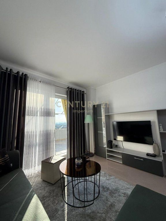 Japim apartament 2+1+2 tek 5 maji!!!