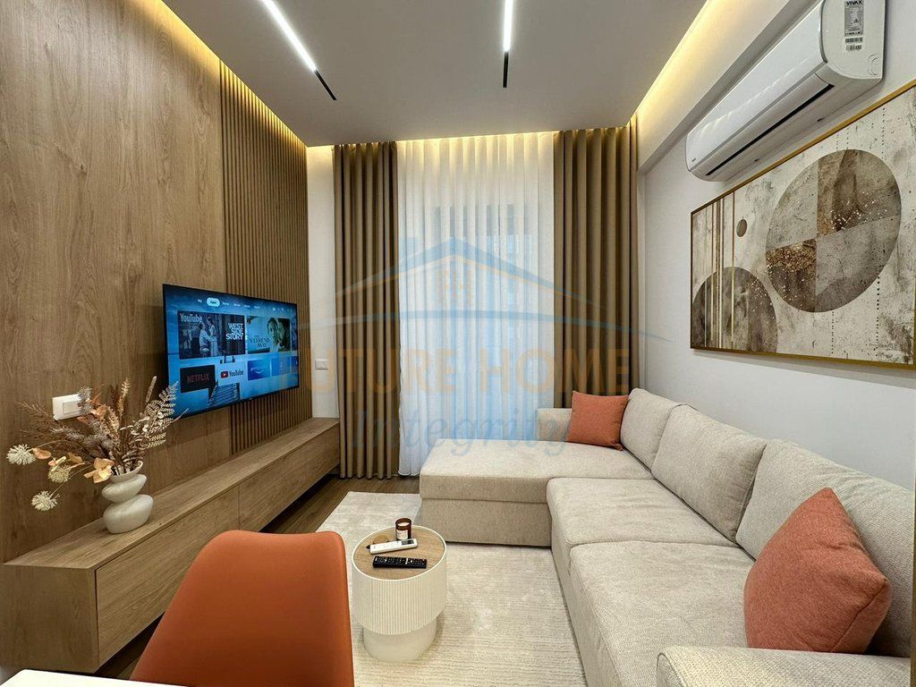 Shitet, Apartament 1+1, Residenca Oxa, Tiranë.