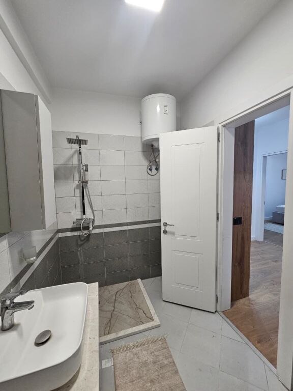 SHITET APARTAMENT 1+1 NË ASTIR 121 milion