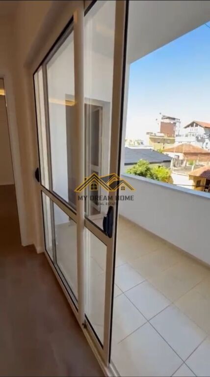 SHITET APARTAMENT 2+1+2 TEK LAGJIA 6 DURRES !!!