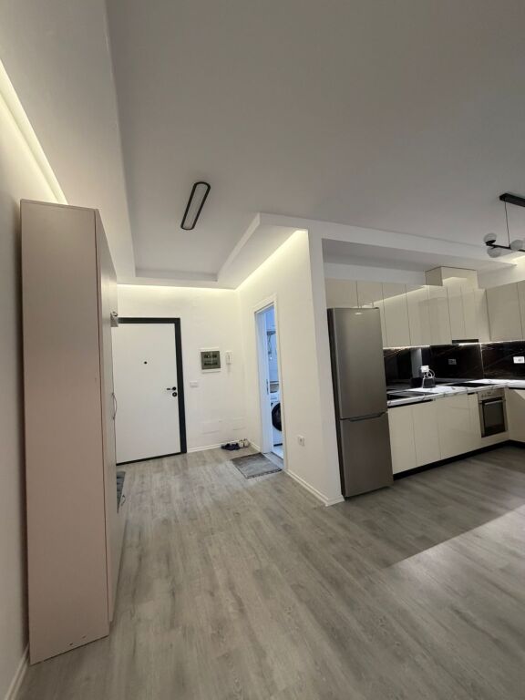 Qera | Apartament 2 + 1 + 2 | Shkolla Bashkuar | 550 €/muaj