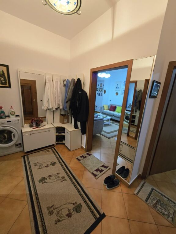 Shitje | Apartament 2 + 1 | Rruga 5 Maji | 250000 €